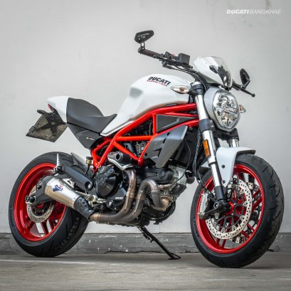 Ducati Monster 797