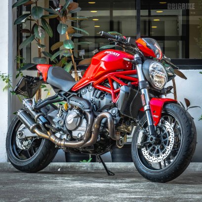 Ducati Monster 821