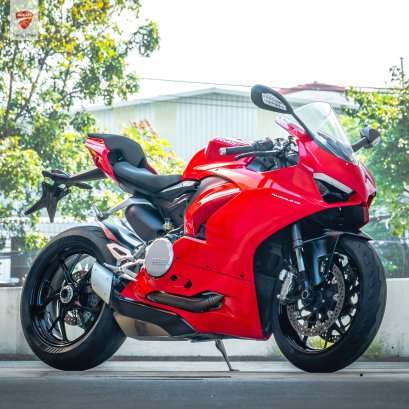 Ducati Panigale V2