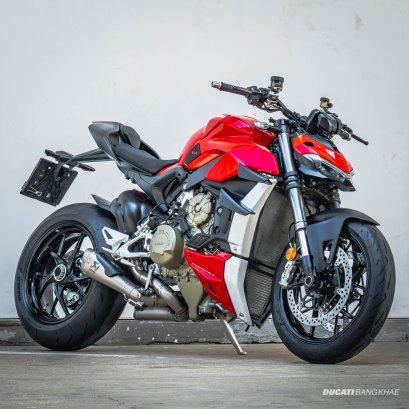 Ducati Streetfighter V4