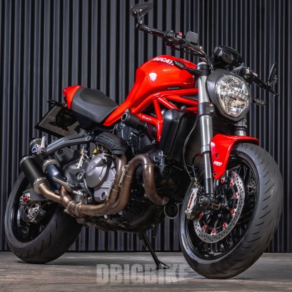 Ducati Monster 821