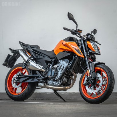 KTM Duke790