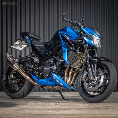 Suzuki GSX-S750