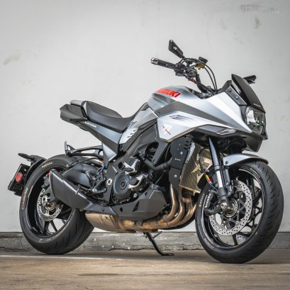 Suzuki Katana