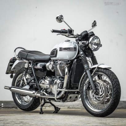 Triumph Bonneville T120 Diamond Edition