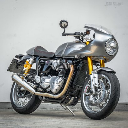 Triumph ThruxtonR