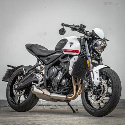 Triumph Trident 660