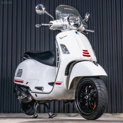 Vespa GTS300 Super Sport HPE