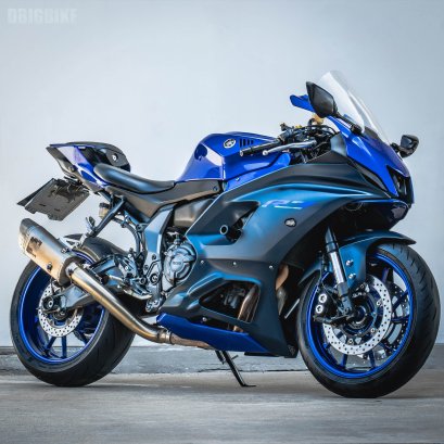 Yamaha R7