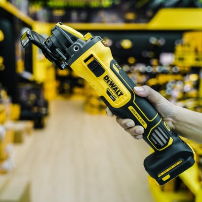 รุ่น DCG409VSN เครื่องเจียร์ไร้สาย 4"(100mm.) [ปรับรอบได้] 20V-BL  DeWALT (เฉพาะตัวเปล่า)