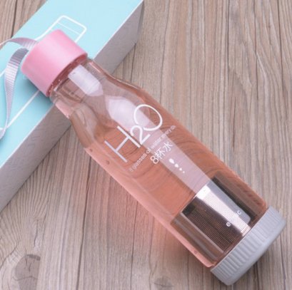 กระบอกน้ำพร้อมที่ชงชา