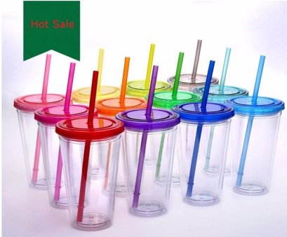 แก้วน้ำพลาสติกพร้อมหลอด