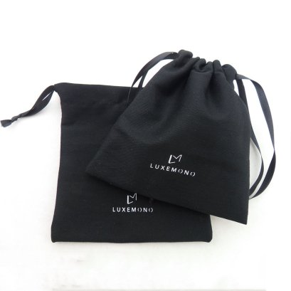 กระเป๋าหูรูดผ้ากำมะหยี