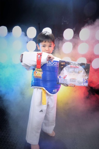 เหรียญทอง การแข่งขันเทควันโด School Taekwondo Championship 2025