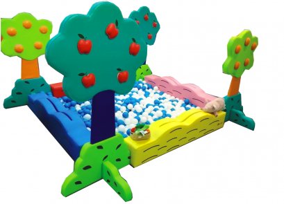 บ่อบอลกลางสวนผลไม้