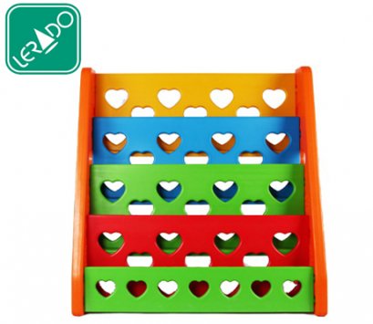 ชั้นวางหนังสือรูปกัวใจ