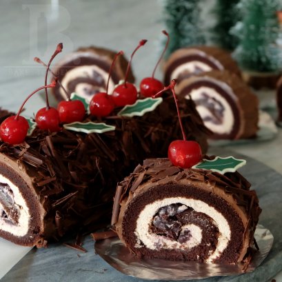 แบล็คฟอเรสท์โรลเค้ก