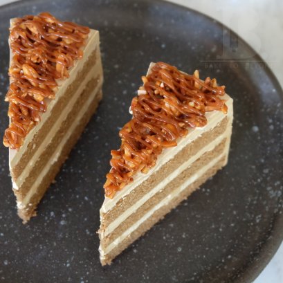 เค้กอัลมอนด์กาแฟ