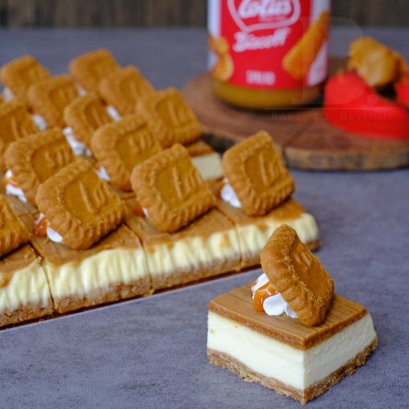 มินิชีสเค้กบิสคอฟคุกกี้