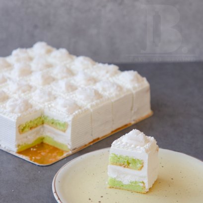 มินิเค้กใบเตยมะพร้าวอ่อนครีมสด