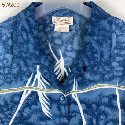 ♥️ รหัส5W200 ▪️ป้าย Tradition ▪️ อก 47“  ยาว 28.5“ (นิ้ว