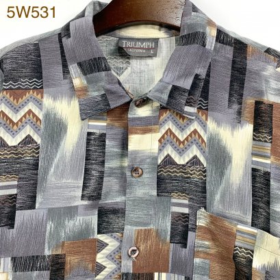 ♥️ รหัส5W531 ▪️ป้าย Triumph ▪️ อก 48“  ยาว 28.5“ (นิ้ว)