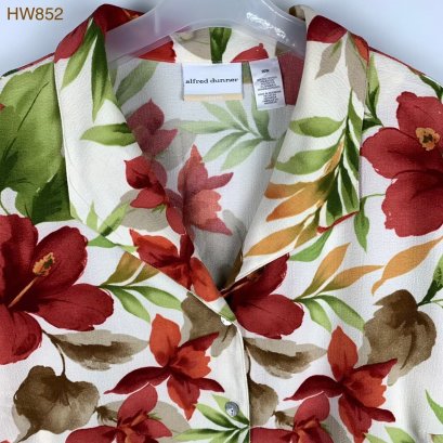 ♥️ รหัสHW852 ▪️ป้าย Alfred Scene ▪️ อก 52“  ยาว 28“ (นิ้ว)