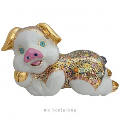 หมูนอน เบญจรงค์