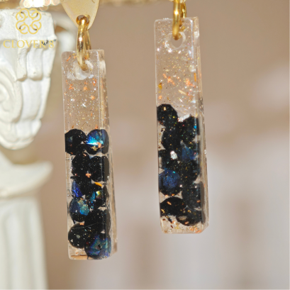 ต่างหู Crystal &times; มวลสารว่านมงคล