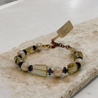 Freshwater pearl with clear quartz silver92.5 setting