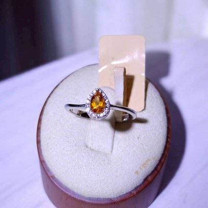 Citrine ring with silver92.5 setting