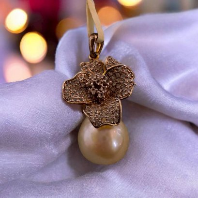 Fresh water pearl pendant with silver92.5 setting