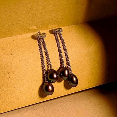 Freshwater Black Pearl Earrings with silver92.5 setting