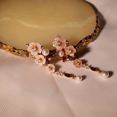 Earrings With Shell, Garnet, tSilver92.5 Setting