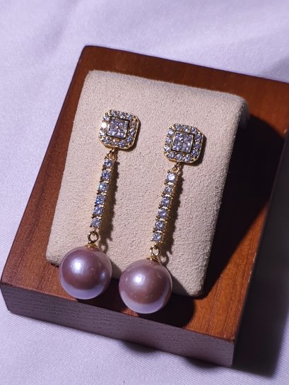 Freshwater pearl earrings