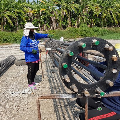 เสาเข็มเจาะแบบแห้ง