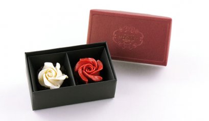 C70205B Box: Maroon Prosperity 2 Holes DIA: 12.2x6.9x5 cm