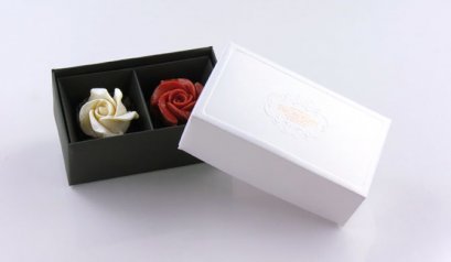 C70205C Box: White Prosperity 2 Holes: DIA: 12.2x6.9x5 cm