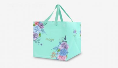 D061A-1 ถุงกระดาษ ลาย Love Comes Softly 22x21x17(H) cm@10