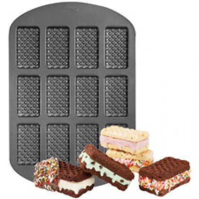 2105-0325 Wilton 12 CAV RECT ICE CREAM SANDWICH
