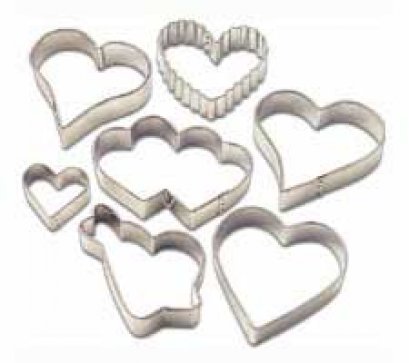 2308-1237 Wilton 7PC METAL HEART CC SET