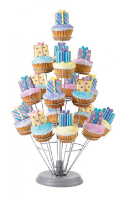 307-666 Wilton CUPCAKES N MORE DSRT STND 19CT