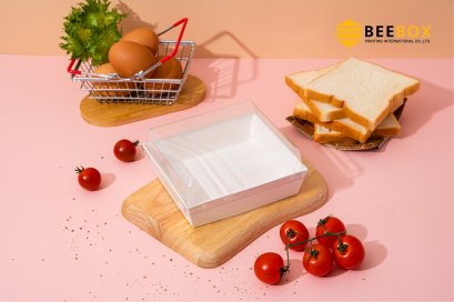 กล่องจตุรัสใหญ่ขาว