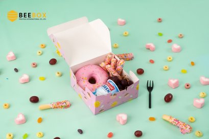 กล่องสแน็คบ็อกซ์จัตุรัสลายผึ้งชมพู