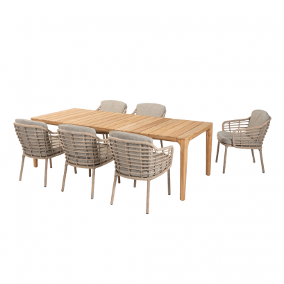 Liam dining table set with Como chairs