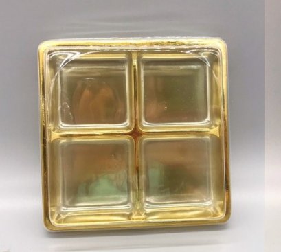 E44 ถาดสี่ช่องทอง+ฝา (50 ชิ้น/แพค)