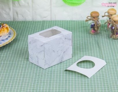 กล่องคัพเค้ก 1 ชิ้น พร้อมฐาน ลายมาร์เบิล ไวท์วีนัส (20ชิ้น/แพค)