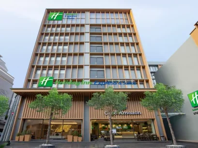 HOLIDAY INN EXPRESS & SUITES BANKOKO CENTRAL PIER