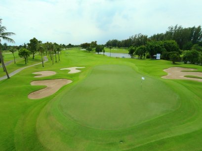 THAI COUNTRY CLUB