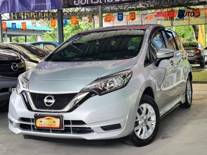 Nissan note 1.2ลองท็อป CVTปี 2021เกียร์ออโต้ สีเทา